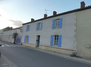 location MAISON à SAINTE-CéCILE L0615
