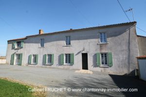 MAISON à vendre à LA CAILLRE-SAINT-HILAIRE M6229